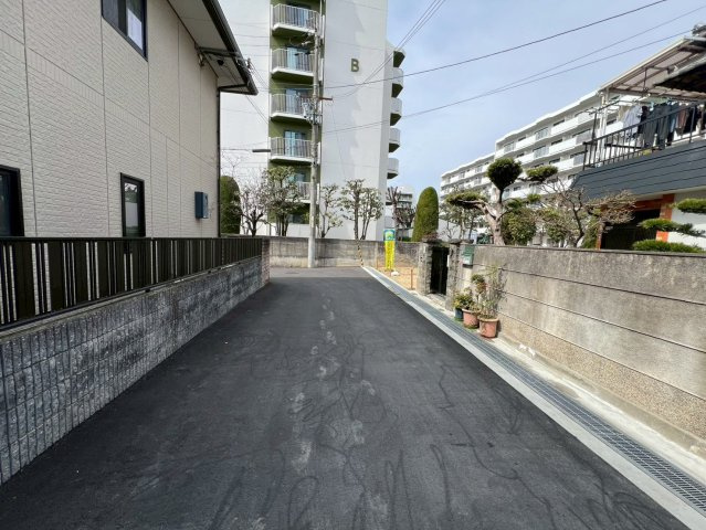 コルニーチェ南茨木の周辺