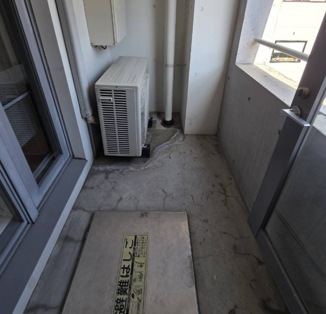 コート本郷のバルコニー