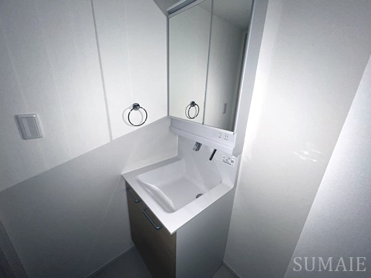 リブリ・ゆうやⅥの洗面所|忙しい朝には欠かせない洗面所です