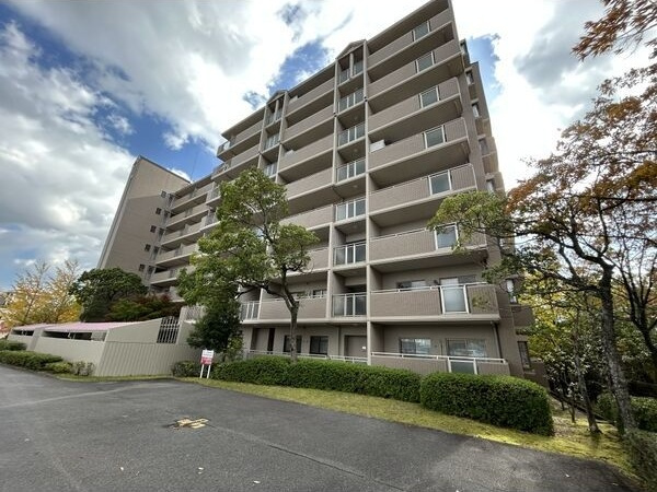 野村三好ケ丘6番館6番館の外観