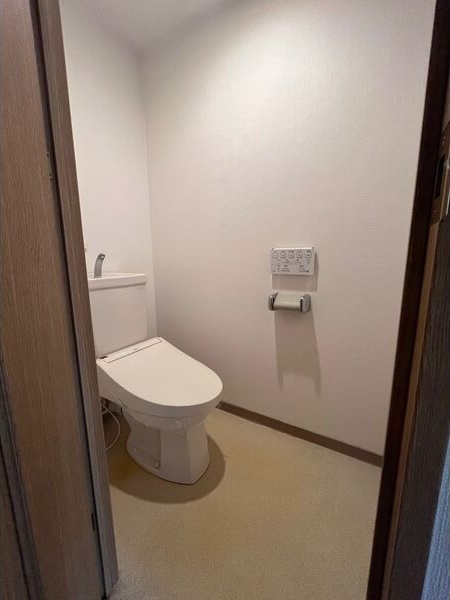 野村三好ケ丘6番館6番館のトイレ