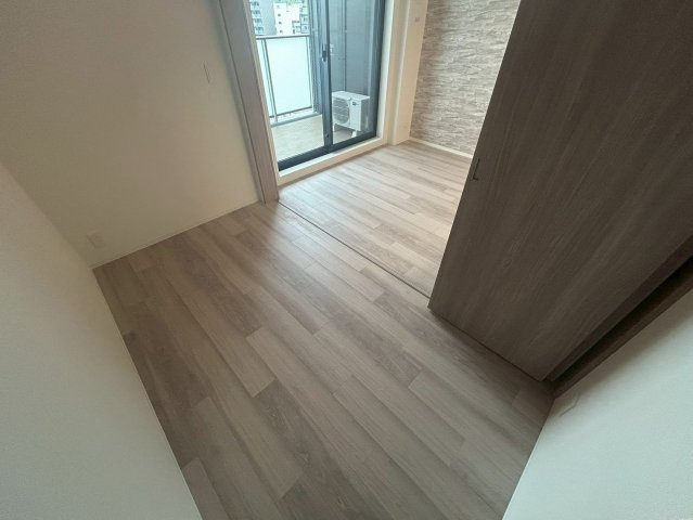 コンフォリア・リヴ本町WEST Qの寝室