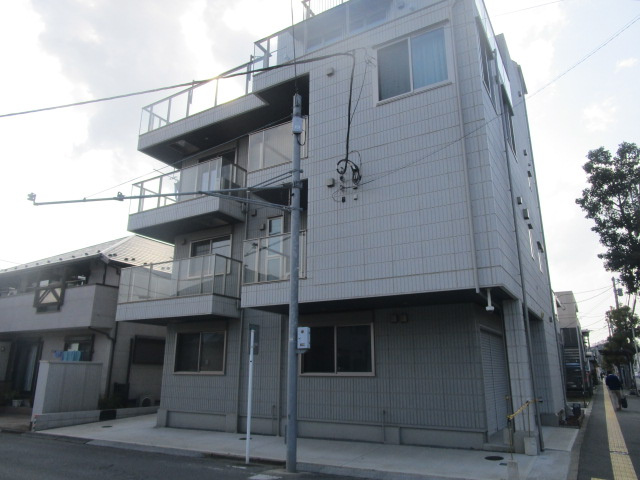 我孫子市若松のビルの外観