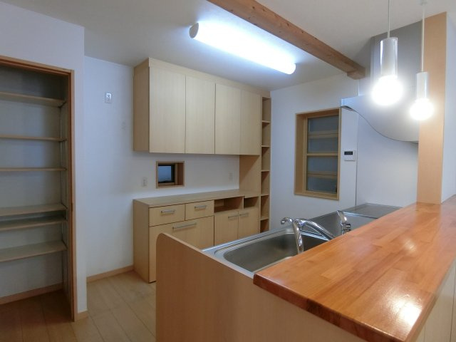 新潟市東区物見山2丁目のキッチン