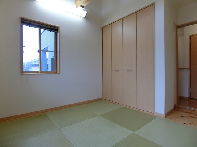 新潟市東区物見山2丁目の和室