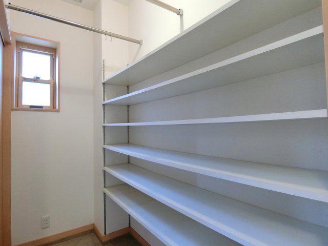 新潟市東区物見山2丁目の収納