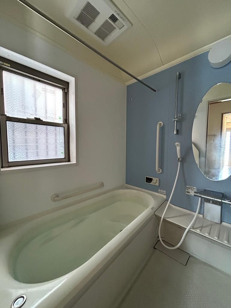 川越市今福　中古戸建の浴室