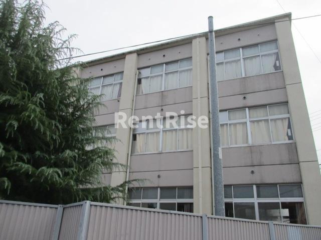 ルミエール泉|愛知県立古知野高等学校 0.4km