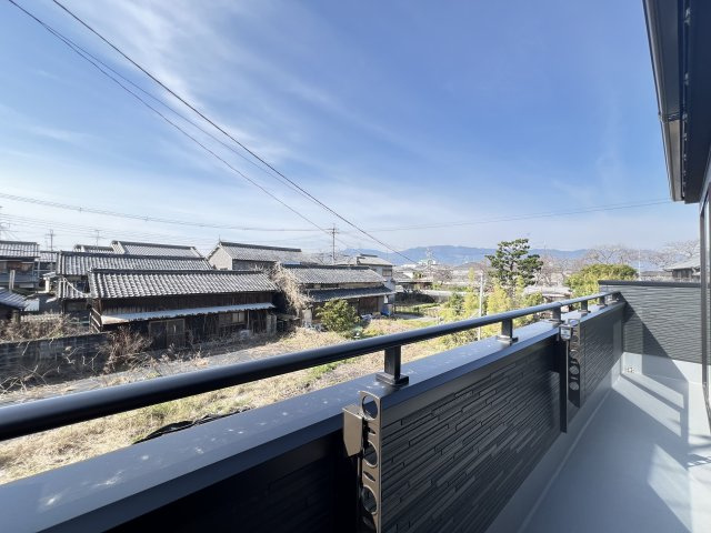 橿原市東坊城町1棟のバルコニー