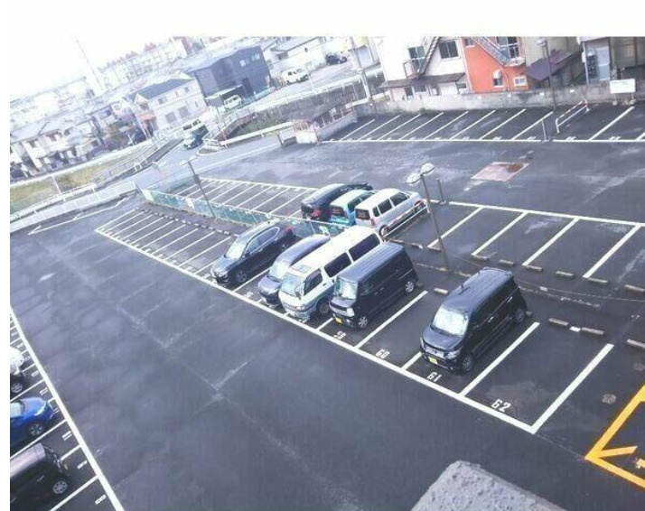 サンプラザ南京終の駐車場