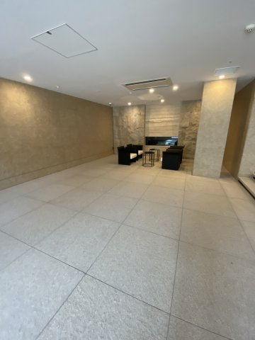ミッドガーデン赤坂氷川