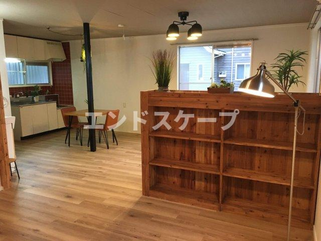ビューパレーせしもBの設備|高崎、前橋、伊勢崎エリアのお部屋探しはエンドスケープまで！お客様の理想お聞かせ下さい♪
※TVは付きませんが、TV裏の背面家具は設置されます