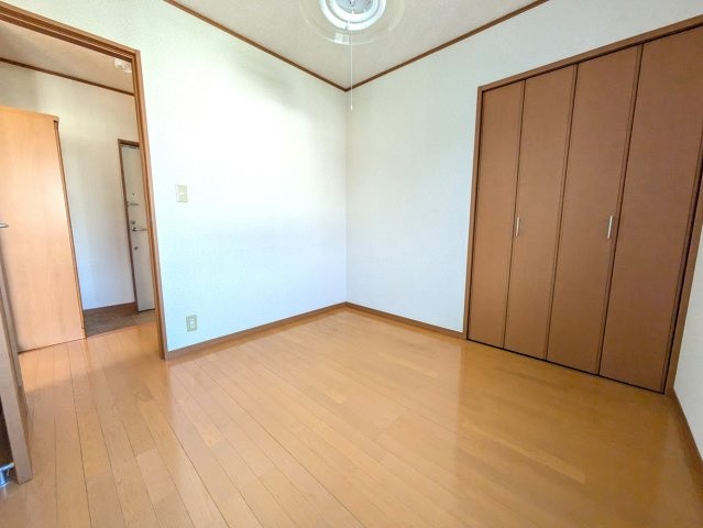 カーサフィオーレの洋室