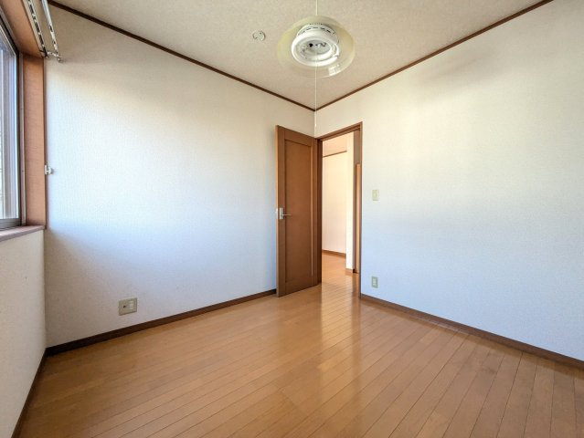 カーサフィオーレの洋室
