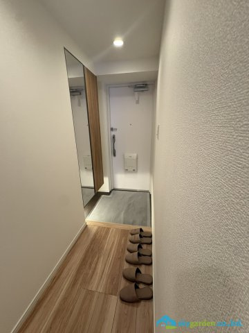 ライオンズマンション湘南辻堂第２の玄関|明るい玄関です