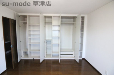 【収納】 | 綣10丁目戸建 | 便利な収納スペースです