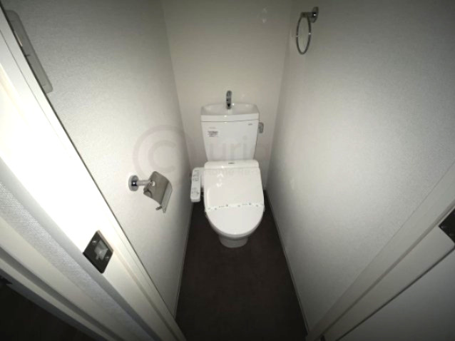 セレニテ神戸元町クレアのトイレ