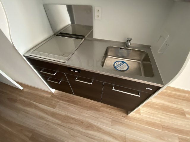 セレニテ神戸元町クレアのキッチン