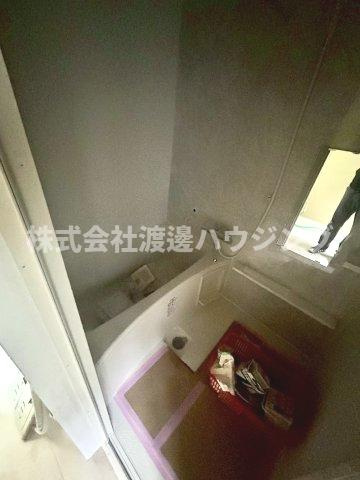 Re.Terrace小路東01の浴室