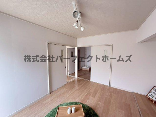 津田東町戸建　賃貸の洋室|きれいな洋室です