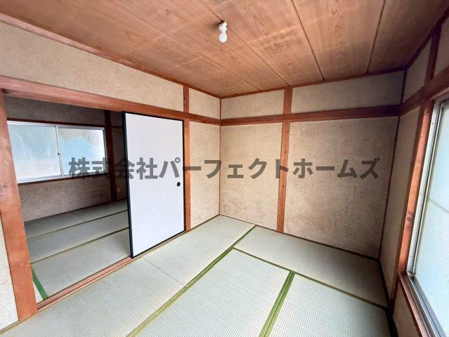 津田東町戸建　賃貸の和室|ゆったりとくつろげる和室です