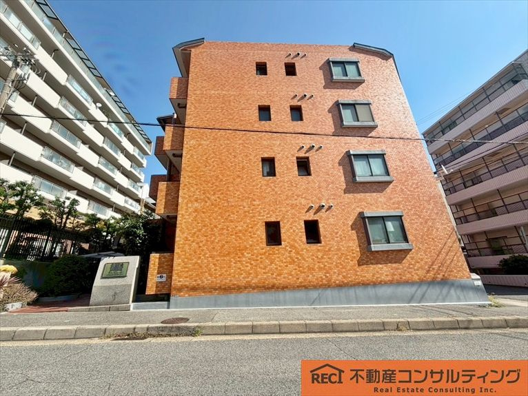 ライオンズマンション御影の外観