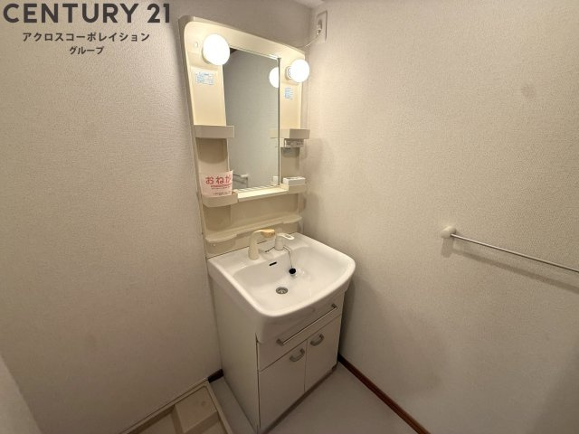 室内に洗濯機置き場があります