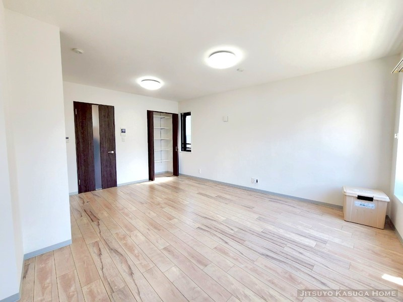 【居間・リビング】