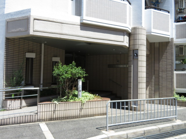【エントランス】 | シャルマンコーポ石橋