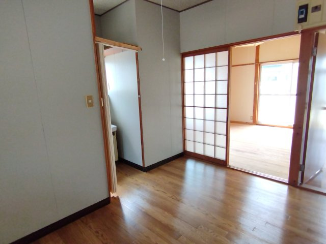 岡崎市西大友町字蓮花寺の一戸建ての居間・リビング