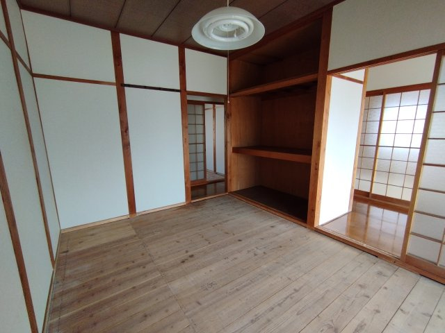 岡崎市西大友町字蓮花寺の一戸建ての和室