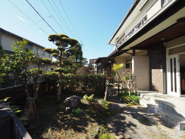高知市瀬戸西町1丁目　中古戸建ての庭