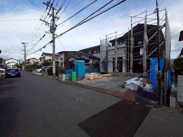 ーBloom－ブルームー小倉南区中曽根6丁目3期　【小倉南区　新築戸建て】の前面道路含む現地写真|現地撮影　2026,5,5　ーBloom－ブルームー小倉南区中曽根6丁目3期　【小倉南区　新築戸建て】