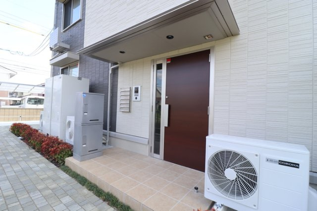 グランフェリス　A棟のエントランス