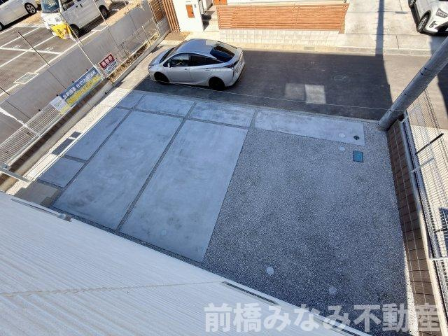 【新築】渋川市行幸田第2　１号棟(全２棟)　リーブルガーデン　新築建売分譲の駐車場|駐車場があるので、車を買う予定の方も安心です