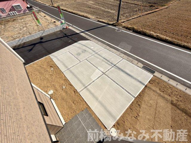 【新築】渋川市八木原　３号棟(全４棟)　アーバンスタイル　新築建売分譲の駐車場|車をお持ちの方に嬉しい駐車場付きの物件です