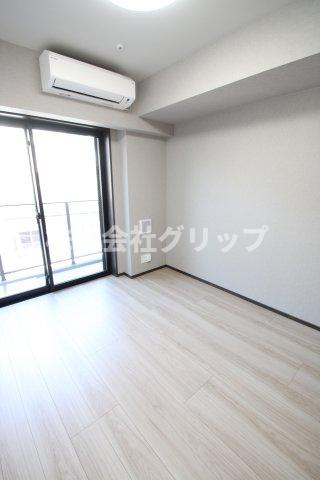 メイクスアート桜木町の洋室