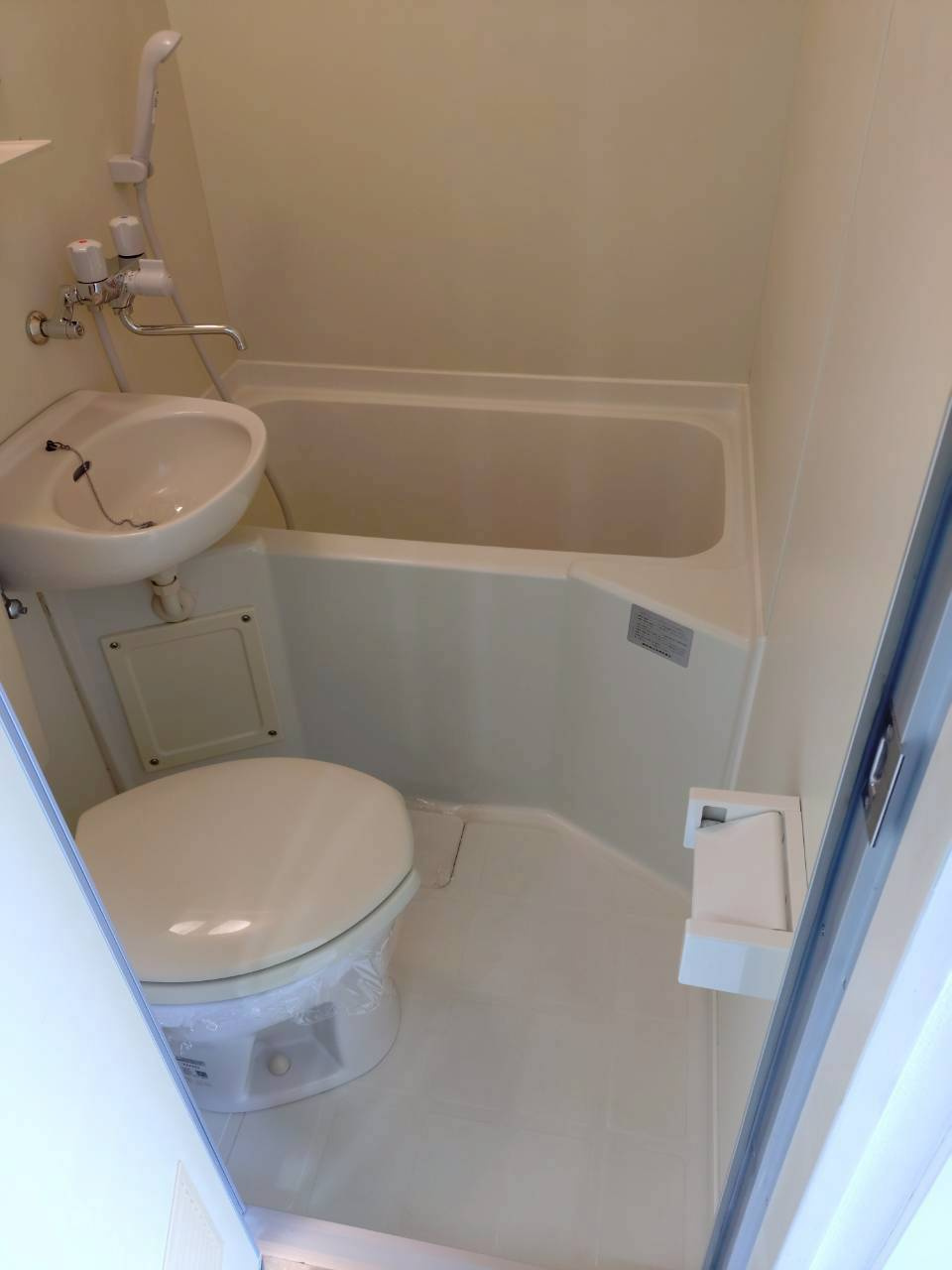 ラレーブ津田沼Ⅳの浴室|参考写真別号室