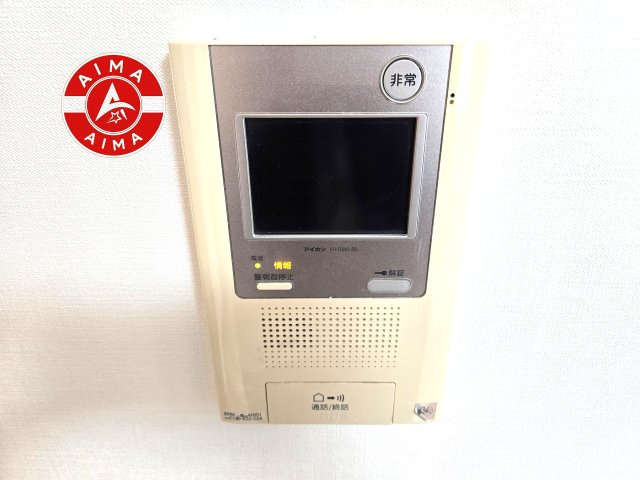 ロマネスク大濠アネックスのセキュリティ|玄関先で訪問者を確認できるため、防犯面でも安心です。