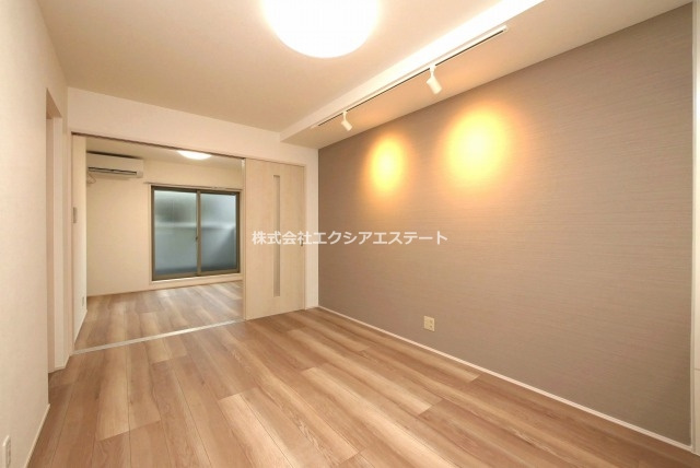 フジパレス帝塚山Ⅱ番館の居間・リビング