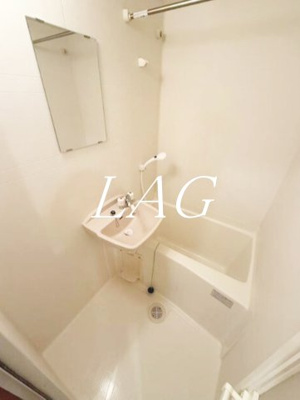 【浴室】 | ヴィレッジヒル宮西 | お風呂です。