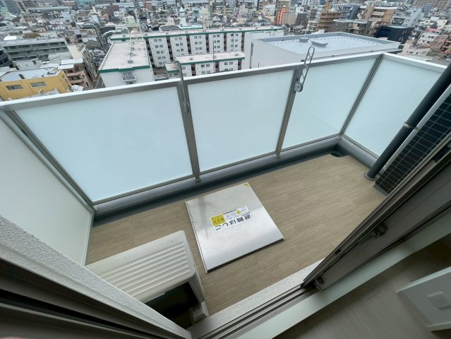ソルテラスOSAKA緑橋クレアストのバルコニー