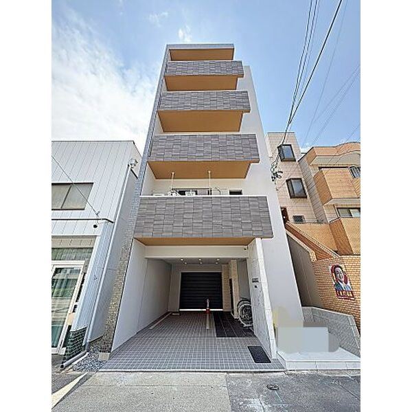 Celenest浄心のエントランス