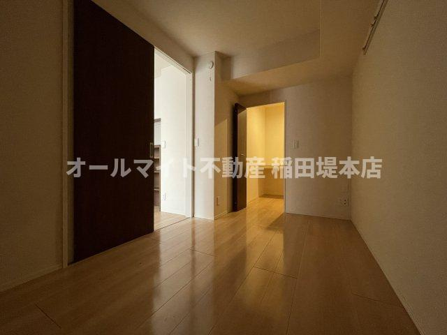 川崎市多摩区宿河原６丁目の賃貸マンションの寝室