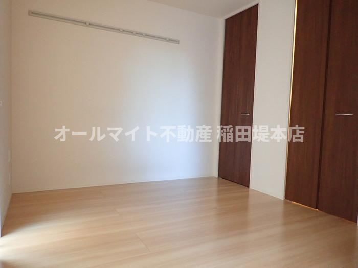 川崎市多摩区宿河原６丁目の賃貸マンションの居間・リビング
