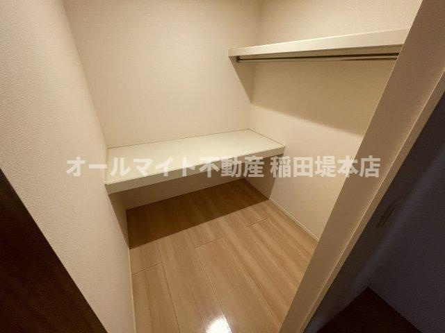 川崎市多摩区宿河原６丁目の賃貸マンションの収納