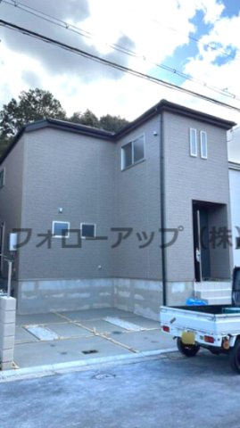 リーブルガーデン 枚方市楠葉野田3丁目3期の前面道路含む現地写真