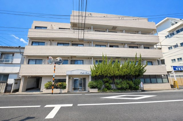 日神パレス竹の塚の外観