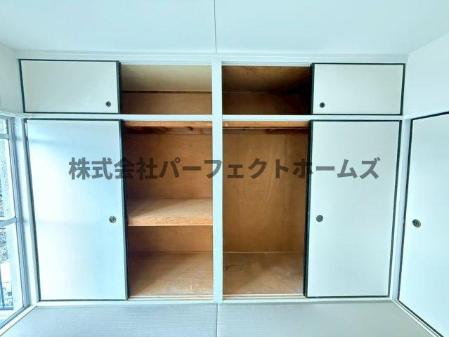 プライブ香里園の収納|ちょっとした収納スペースも充実しています