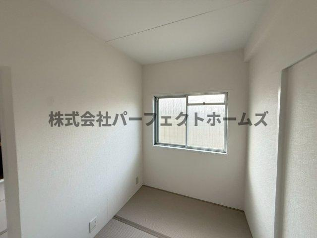 プライブ香里園の和室|明るい和室です